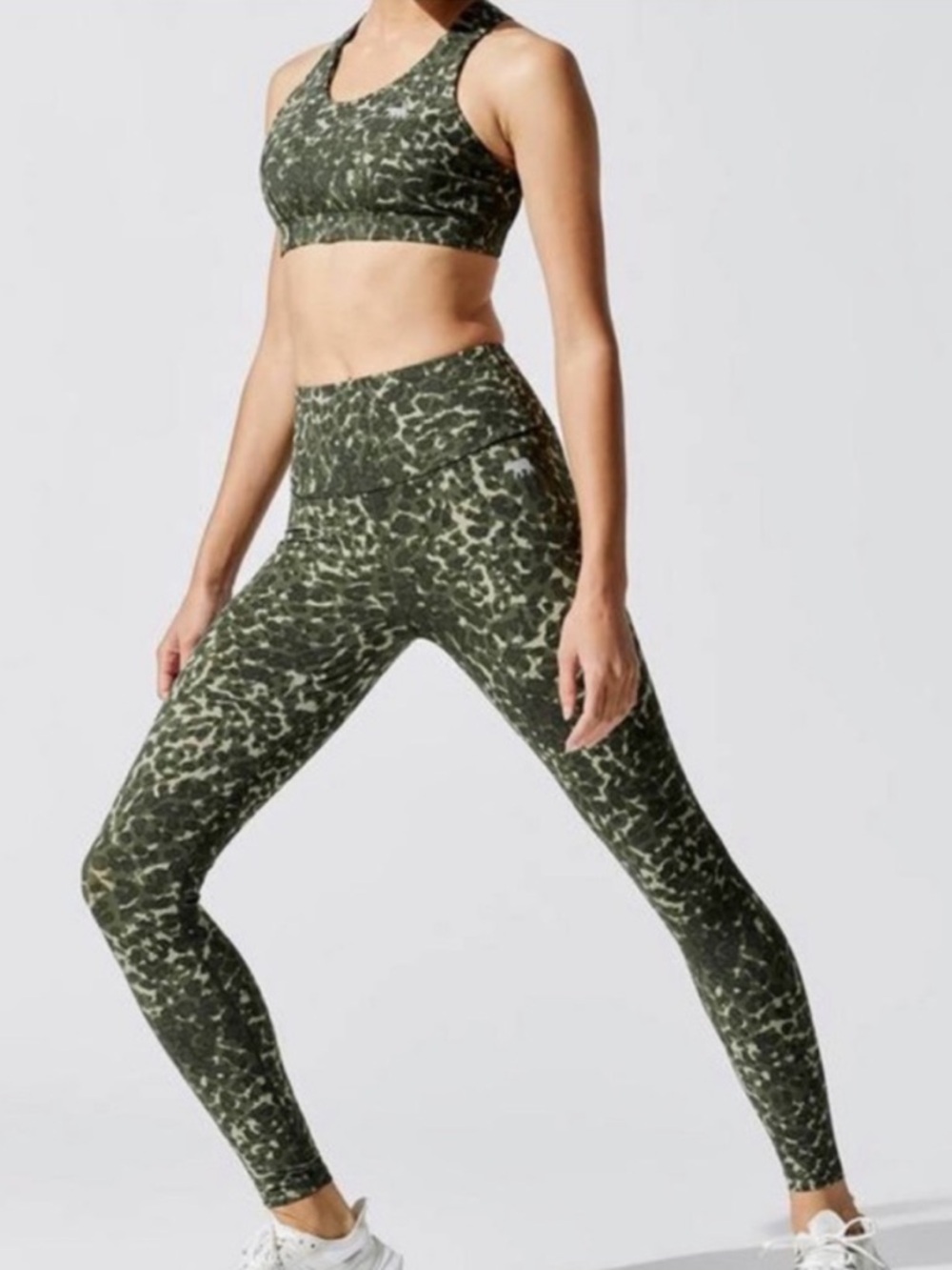 Running Bare Green Camo Sports Bra & Legging Set Size 4/6